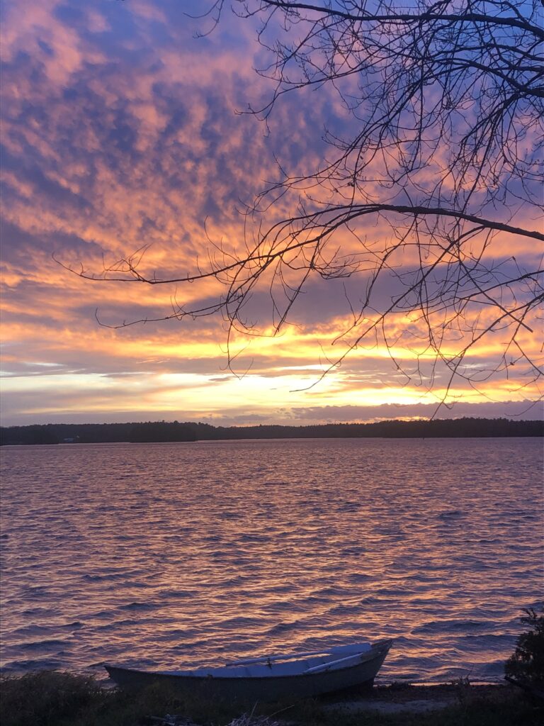 image of sunset on Silver Lake
