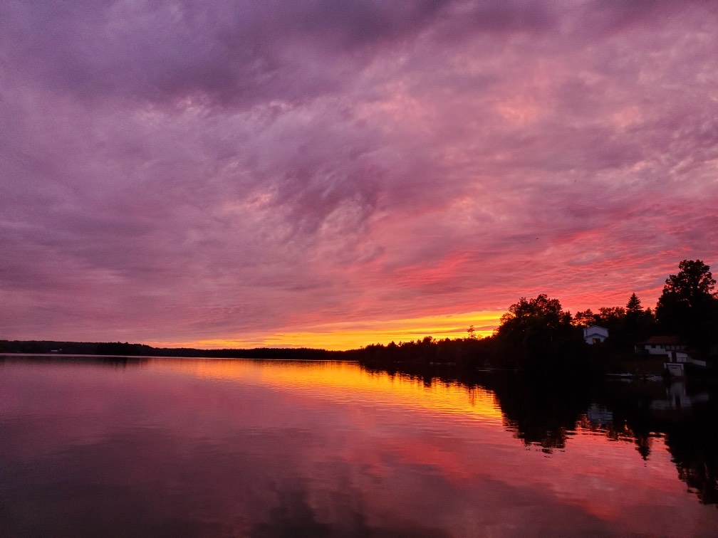 image of sunset over Silver Lake